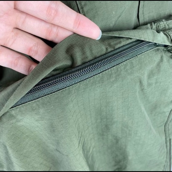 COLUMBIA Men’s Green Ripstop Convertible Hiking Pants | L - Picture 5 of 10